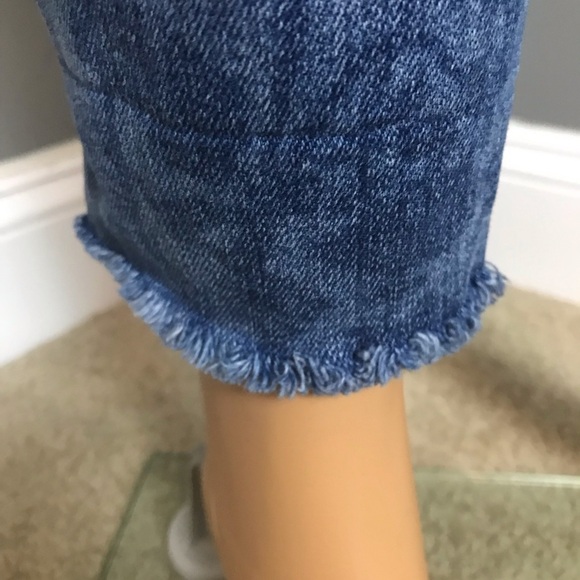 Lucky Brand ORTA Premium High Rise Floral Print Jeans Raw Hem Size 10/28 - Picture 3 of 7